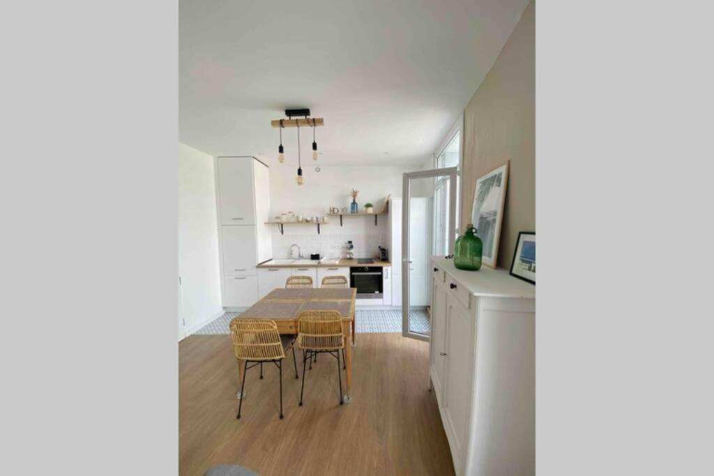 Apartamento Sur Le Bord Du Quai Sète Exterior foto